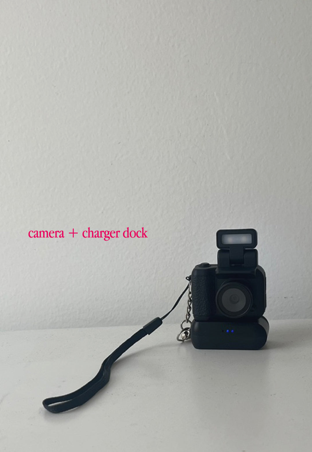 KeyMini Retro Camera